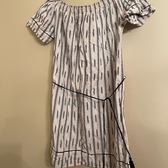 Just Living - Picture 4 of 10